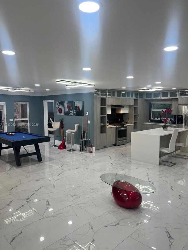 Building Photo - 1430 Polk St