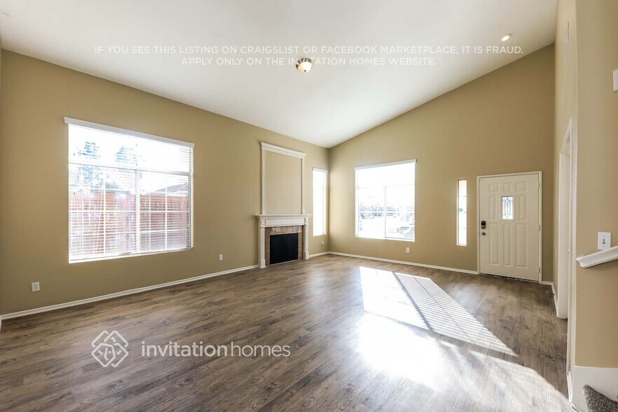 Building Photo - 39402 Calistoga Dr