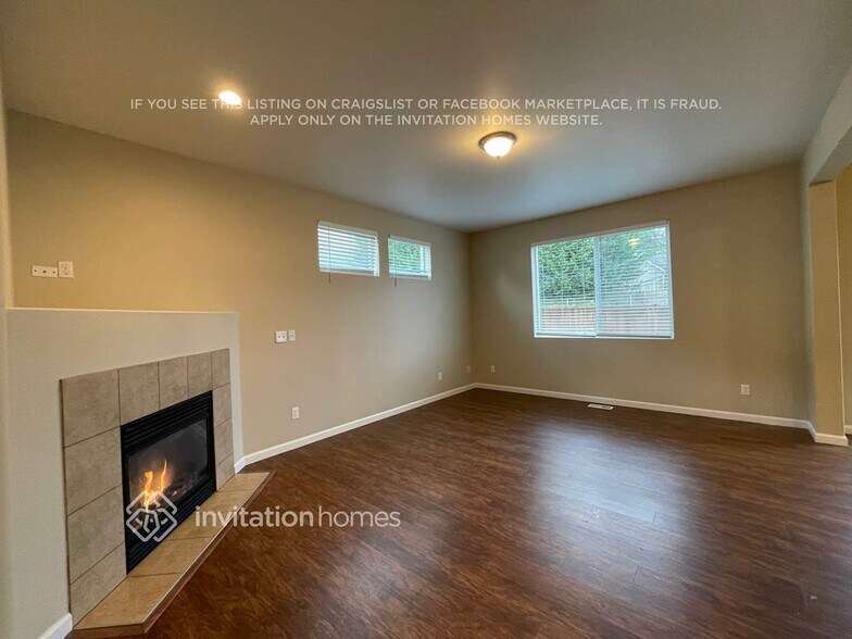 Building Photo - 17911 36th Ave E