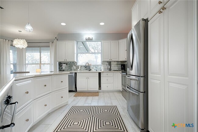 Primary Photo - 30209 Oak Tree Dr