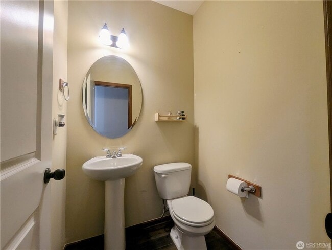 Building Photo - 4bd/2.5ba Lynnwood Home