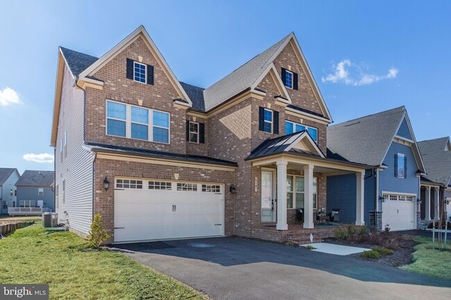Building Photo - 6547 Clubhouse Dr