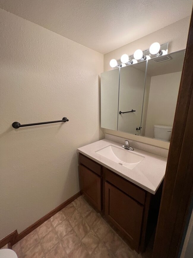 Building Photo - 2813 Hamman Dr