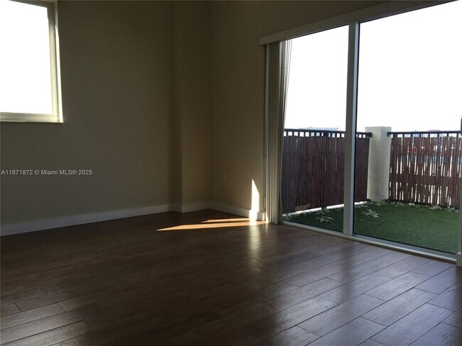 Building Photo - 3410 Coral Wy