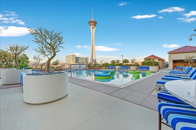 Building Photo - 34th Floor Condo at Allure - Amazing Strip Views!