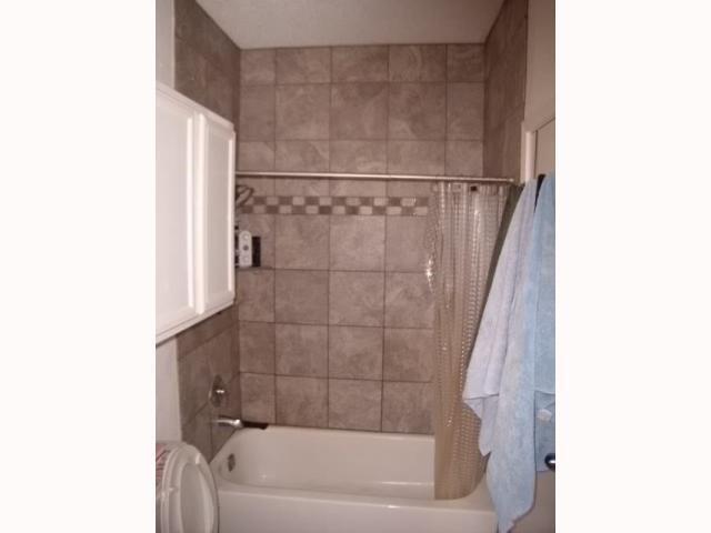 Building Photo - 2901 San Jacinto Blvd