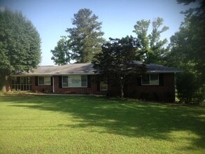 Building Photo - 334 Porter Rd