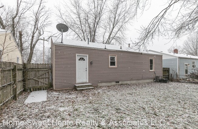 Building Photo - 2 br, 1 bath House - 1411 W Calhoun