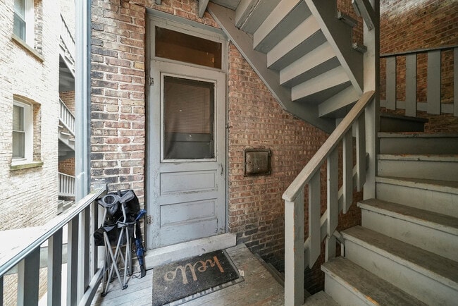 Building Photo - 1939 Grove Ave