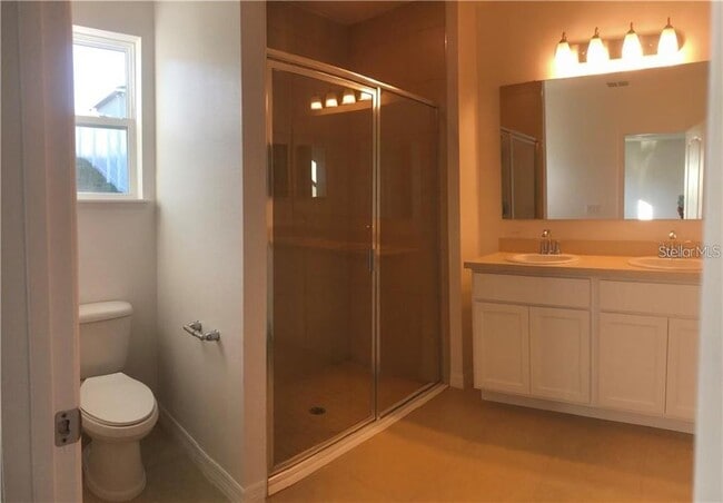 Building Photo - 15514 Gemini Dr