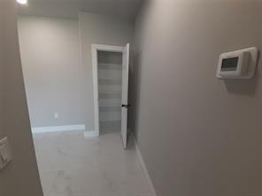 Building Photo - 1121 Austin St
