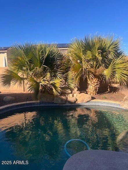 Building Photo - 14874 W Columbine Dr