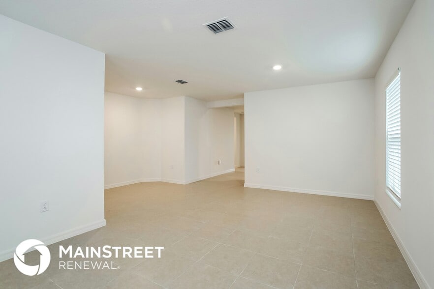 Building Photo - 1674 Hideaway Flat St