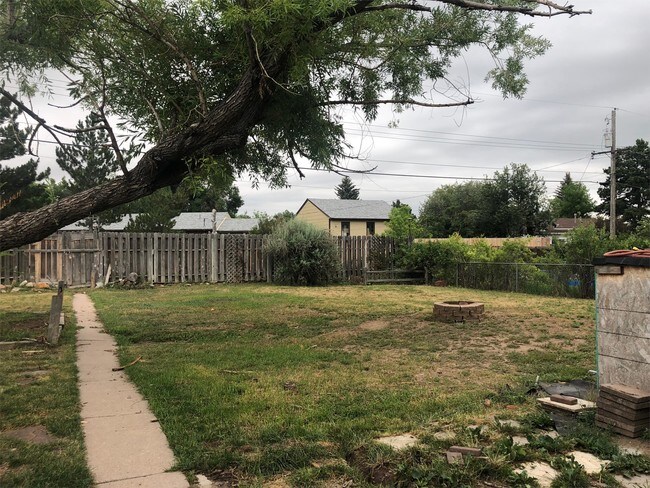 Building Photo - 4783 Sagebrush Ave