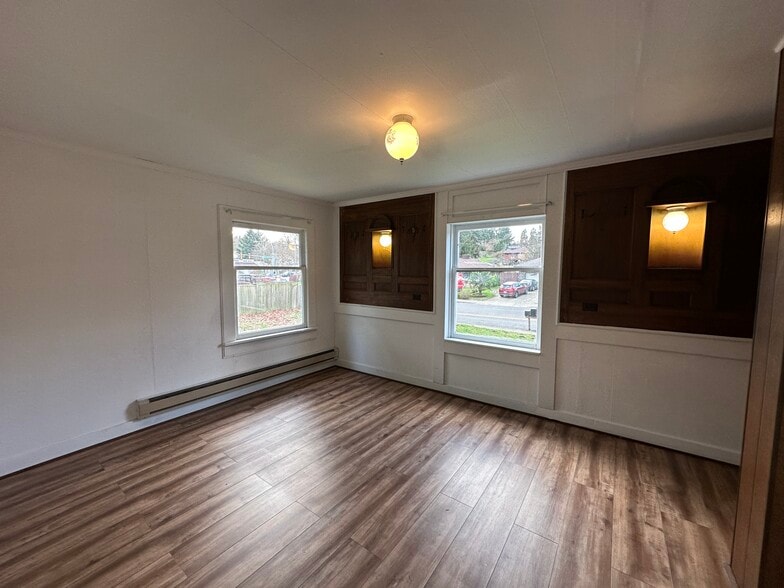 bedroom 1 - 15210 42nd Ave S