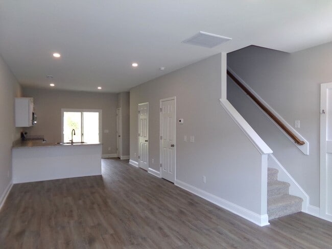Building Photo - 50% off the first month’s rent! Welcome to Jacks Branch Townhomes