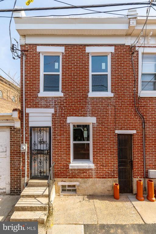 Building Photo - 2143 N Palethorp St