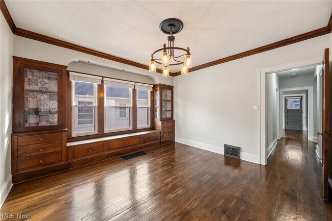 Building Photo - 14521 Garfield Ave