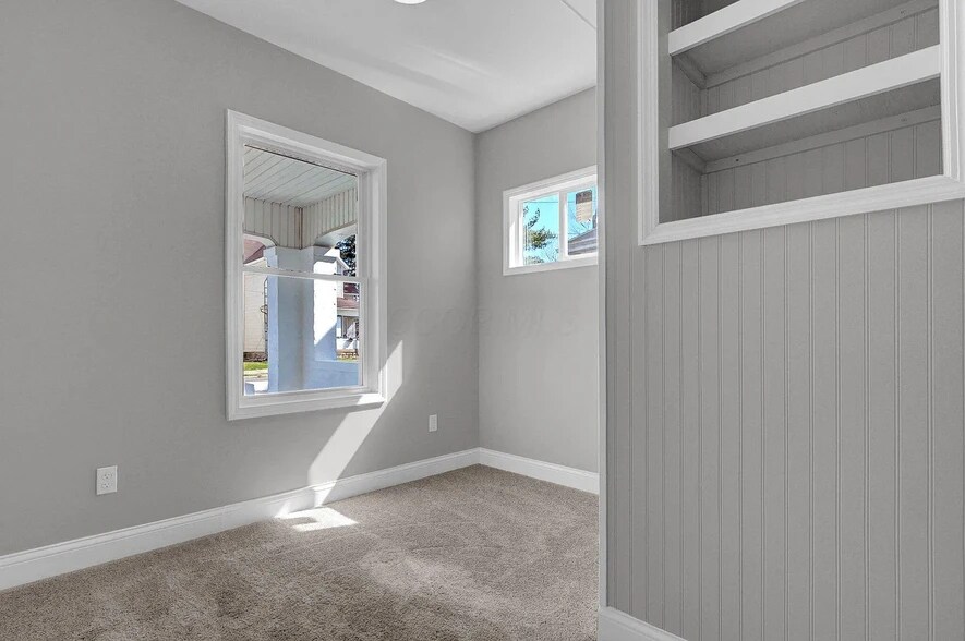 Building Photo - 193 Central Ave