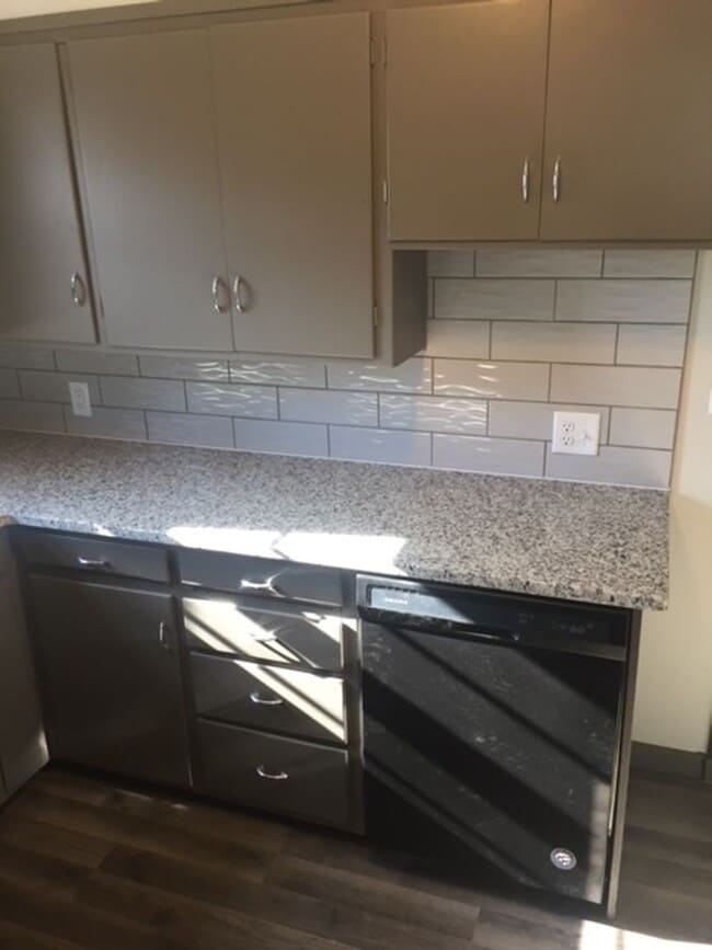 Building Photo - Fully Updated 2 Bedroom 1 Bath with 2 Stall Attatched Garage