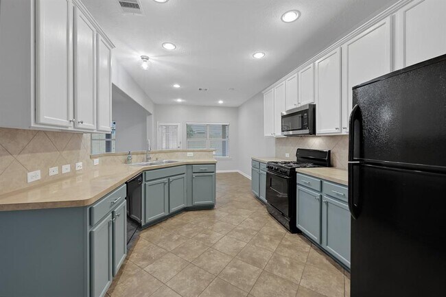 Building Photo - 9307 Harts Garden Ln
