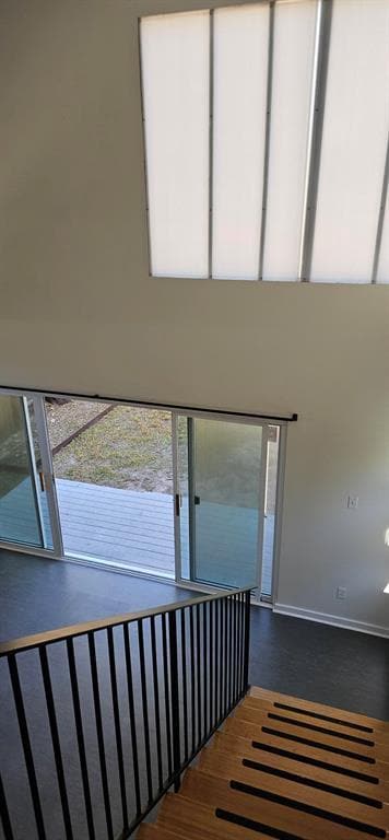 Building Photo - 1408 W 51st St