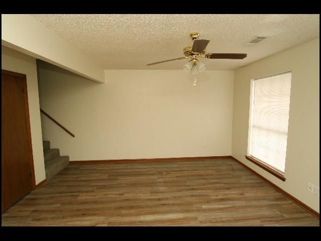 Building Photo - 208 S Linden St
