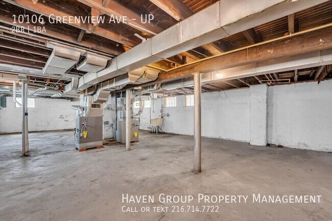 Building Photo - 10106 Greenview Ave