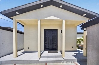 Building Photo - 10843 Cantara St