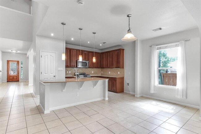 Building Photo - 800 S Frontier Ln