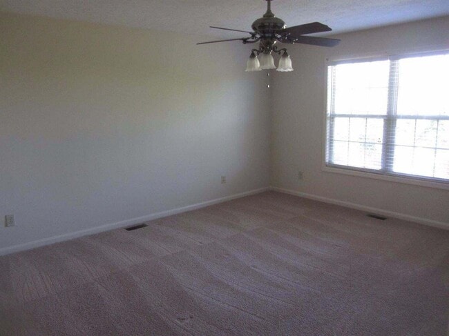 Building Photo - 2144 Market Garden Ln