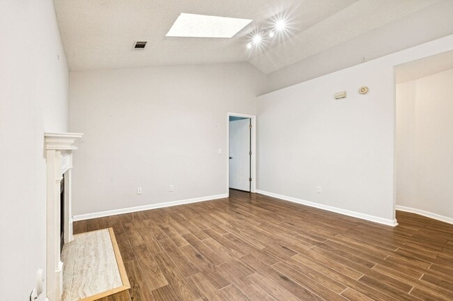 Building Photo - Welcome to this beautifully remodeled sing...
