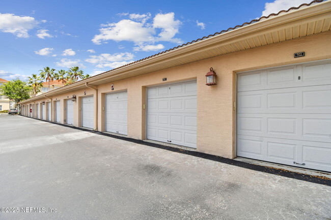 Building Photo - 13846 Atlantic Blvd