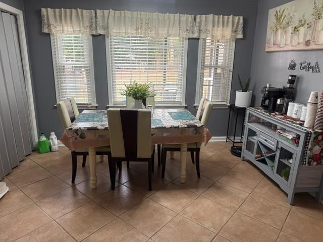 Building Photo - 5635 Stewart Woods Dr