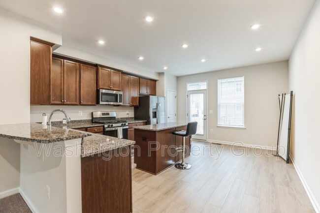 Building Photo - 18315 Reaper Hl Ct