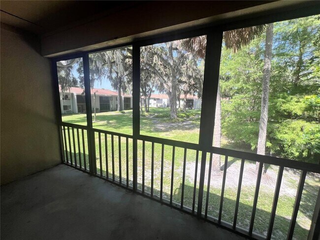 Building Photo - 302 Palm Coast Pkwy NE