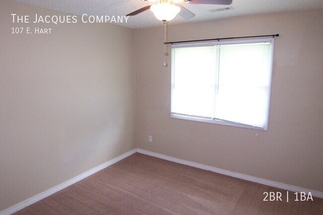 Building Photo - 107 E. Hart-