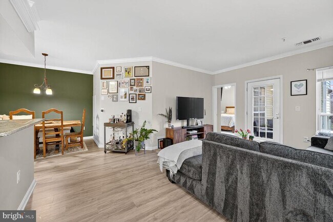 Building Photo - 4550 Strutfield Ln