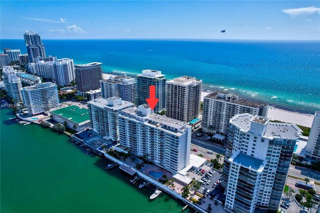 Building Photo - 5700 Collins Ave