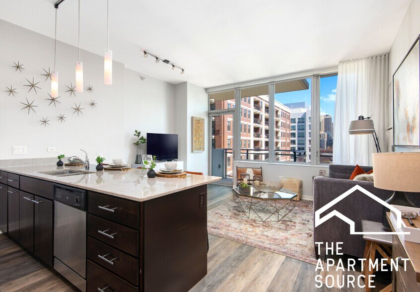 Building Photo - 469 W Huron St