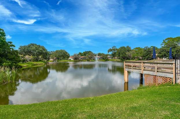 Building Photo - 4665 Oak Hill Dr