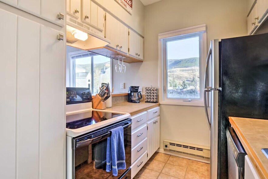 Building Photo - 14 Cove Blvd