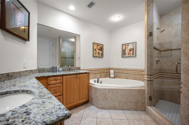 Building Photo - 1375 Beach Rd