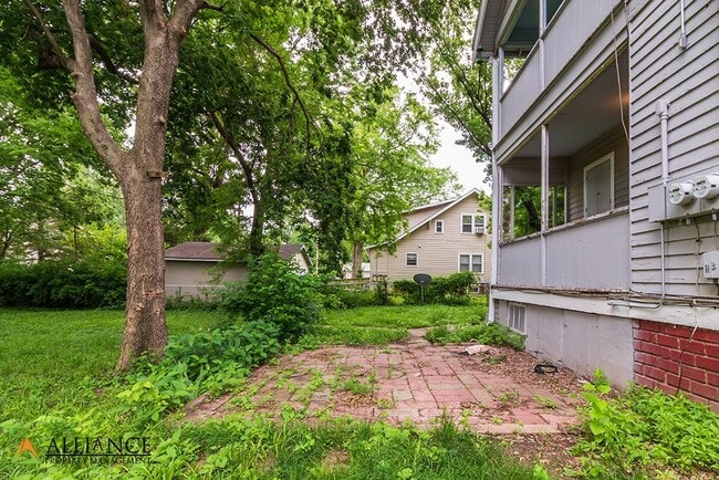 Building Photo - Fifteenth St. 344 N.