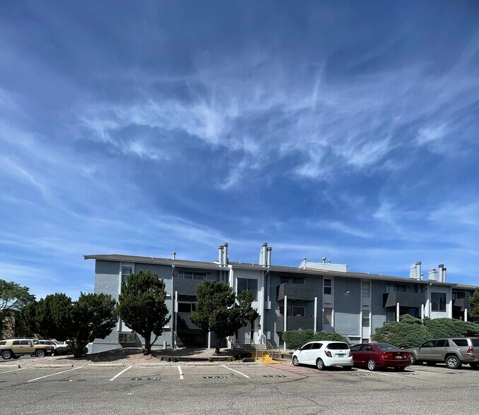 Building Photo - 3825 Montgomery Blvd NE