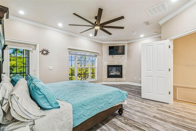 Building Photo - 6533 Channelside Dr