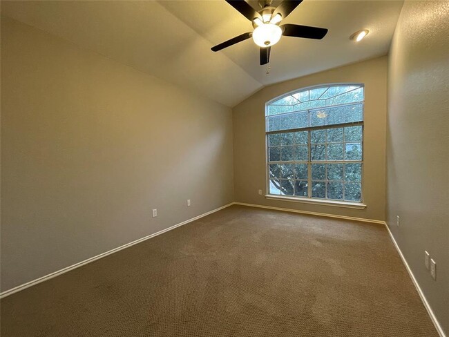 Building Photo - 14828 Single Trce