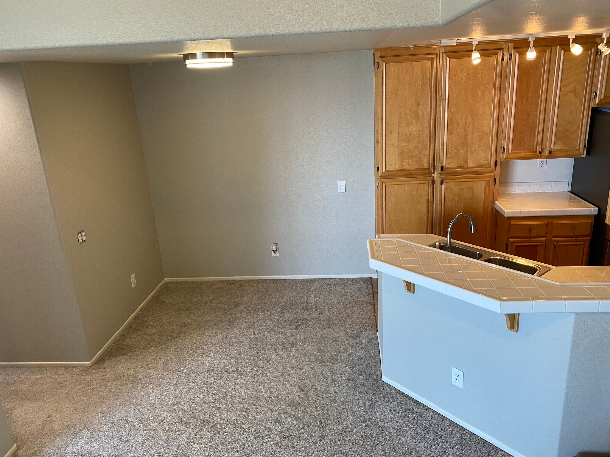 Dining Area - 11235 Affinity Ct