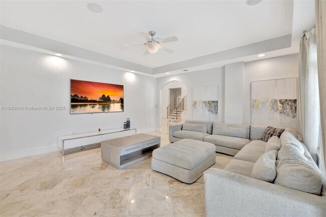 Building Photo - 4610 SW 178th Ave