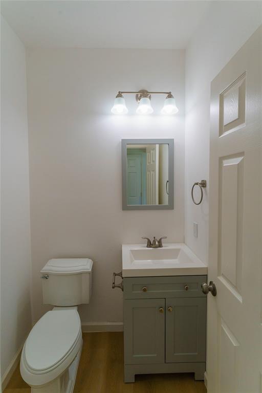 Building Photo - 1109 Hilltop Dr